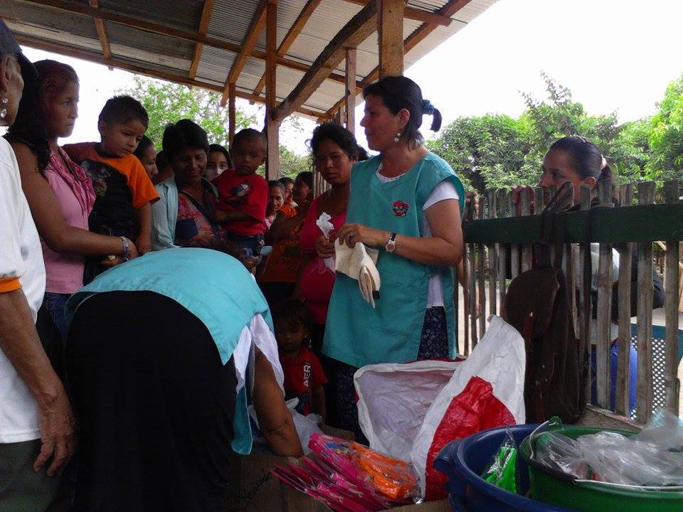 Portada del álbum Entrega de Juguete Rto. El Mate Daule